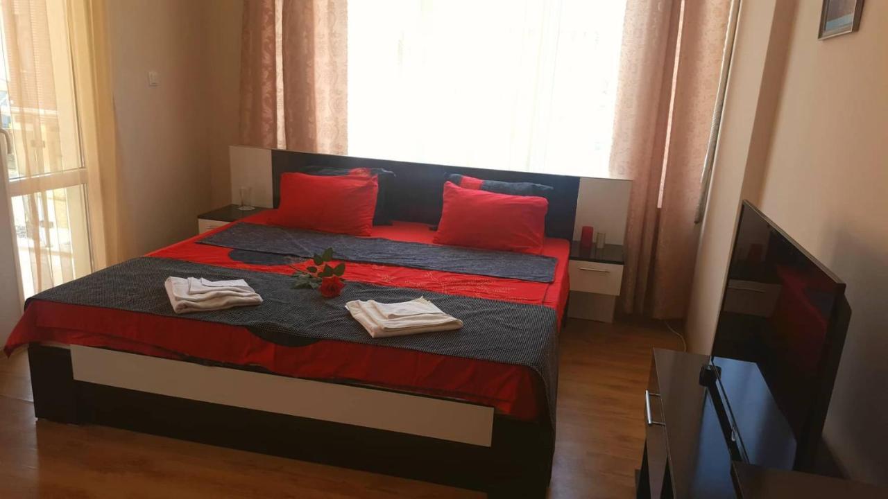 Family Hotel Solar Central Slantchev Briag Extérieur photo