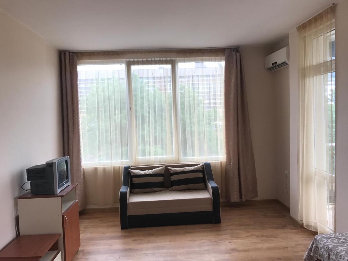 Family Hotel Solar Central Slantchev Briag Extérieur photo