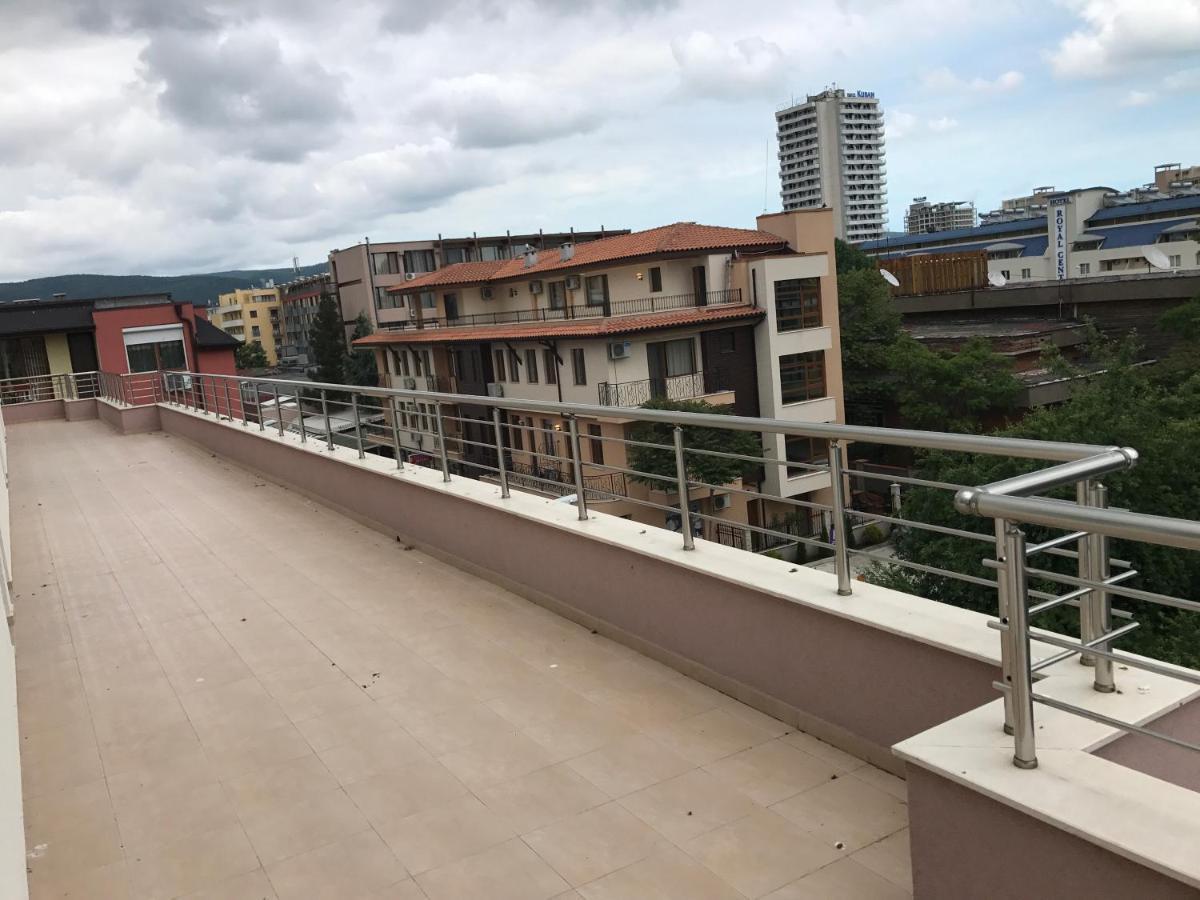 Family Hotel Solar Central Slantchev Briag Extérieur photo