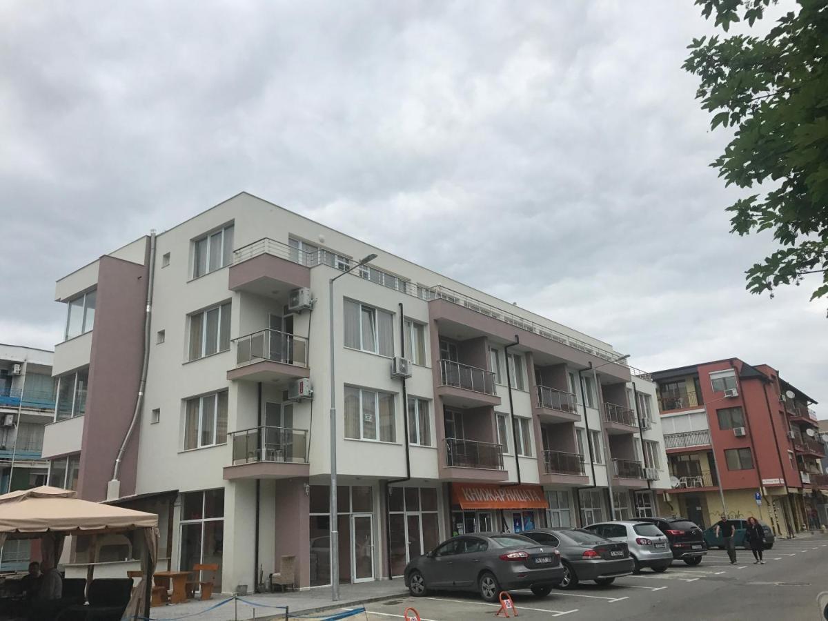 Family Hotel Solar Central Slantchev Briag Extérieur photo