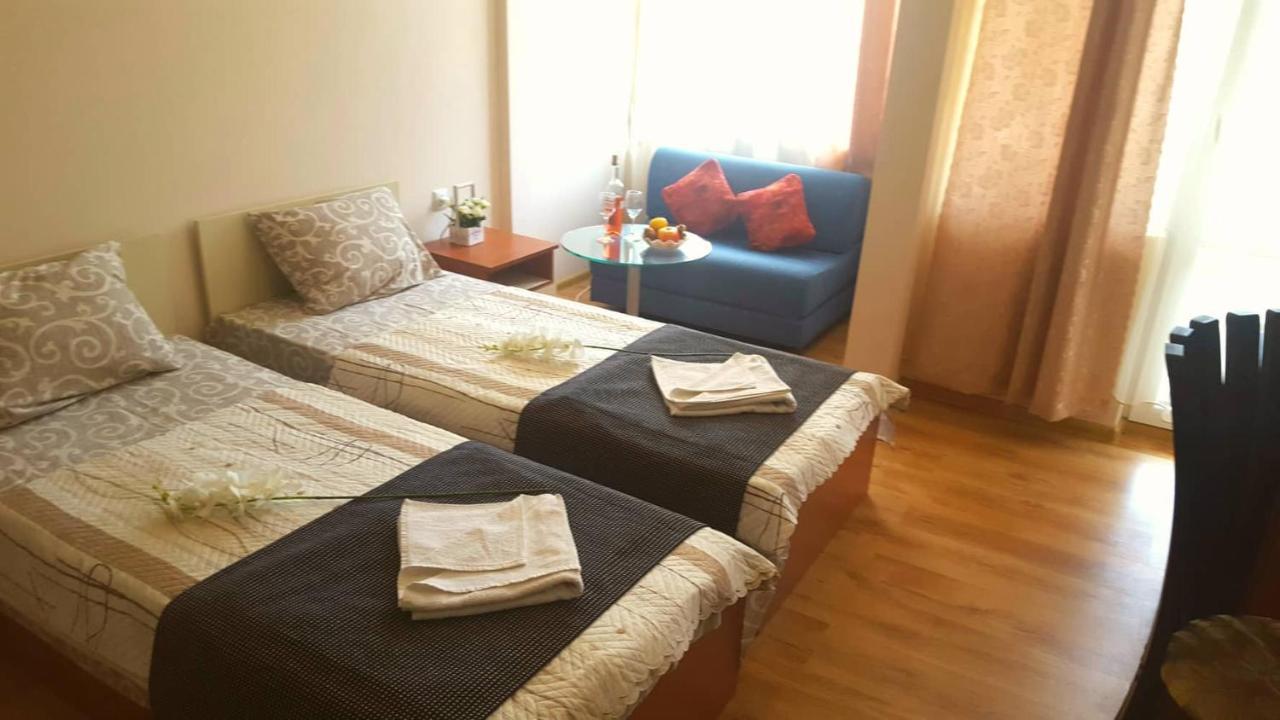 Family Hotel Solar Central Slantchev Briag Extérieur photo