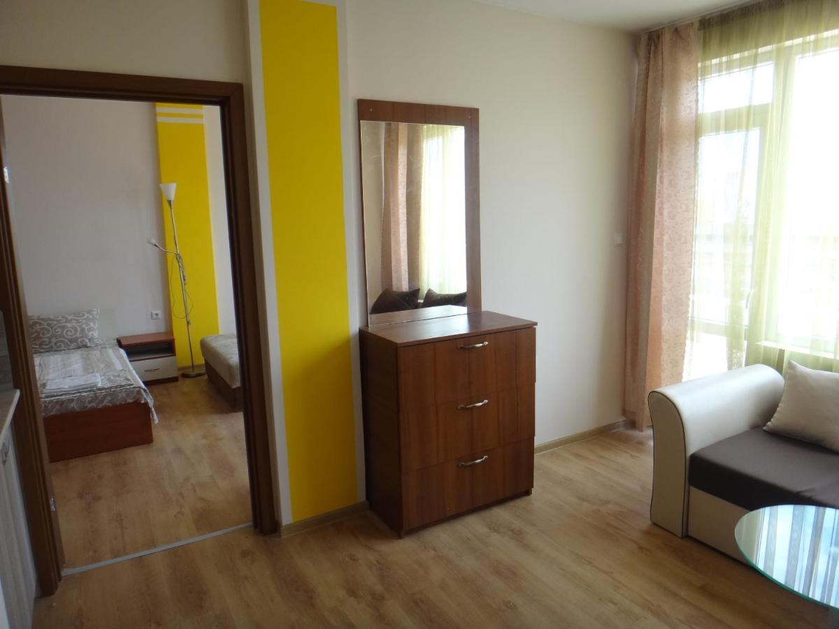Family Hotel Solar Central Slantchev Briag Extérieur photo