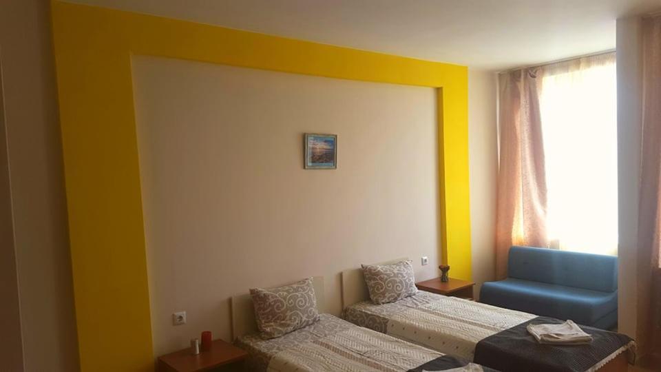 Family Hotel Solar Central Slantchev Briag Extérieur photo