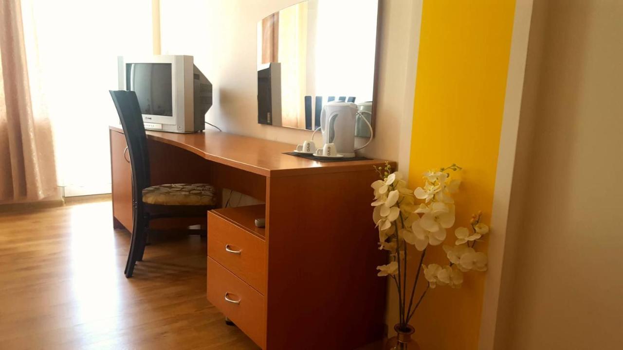 Family Hotel Solar Central Slantchev Briag Extérieur photo