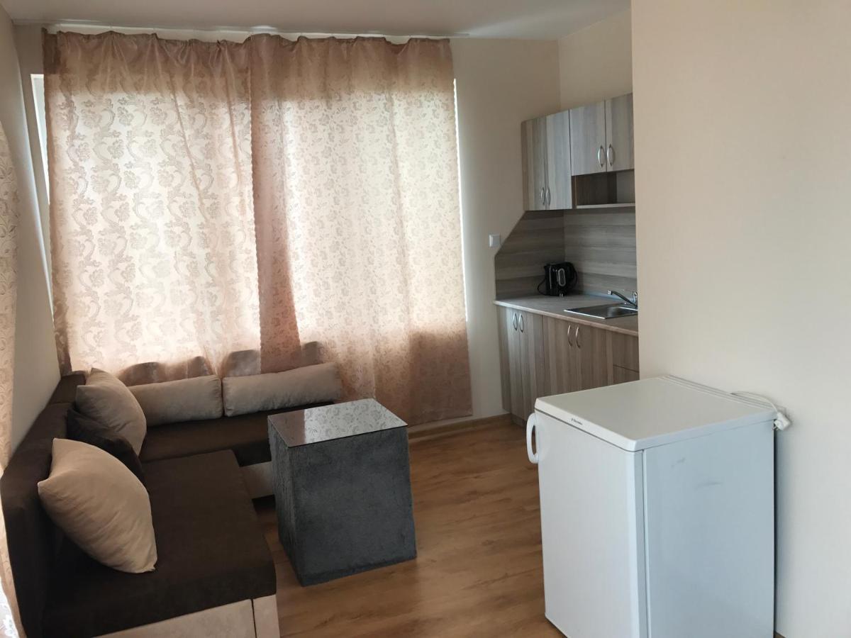 Family Hotel Solar Central Slantchev Briag Extérieur photo